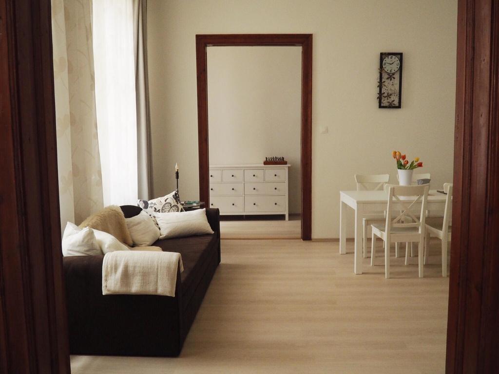 Apartment In Historical Part - Old Town Top Address Bratislava Eksteriør bilde